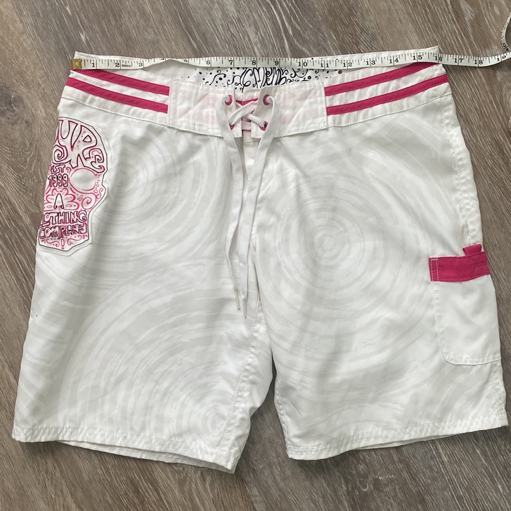 Empyer swim / board shorts / cover up - Picture 7 of 7